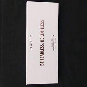 Blush kit, Be fearless, Be limitless